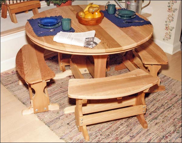 35" Red Cedar Round Trestle Picnic Table With 3-31" Benches With Stain