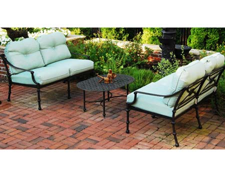 Aluminum Leon Deep Seating Love Seat w/ Cushions