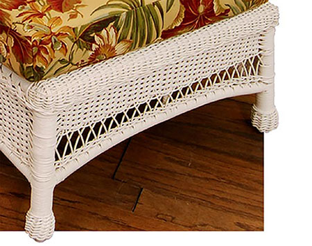 Wicker Domain Chaise Lounge w/ Cushions