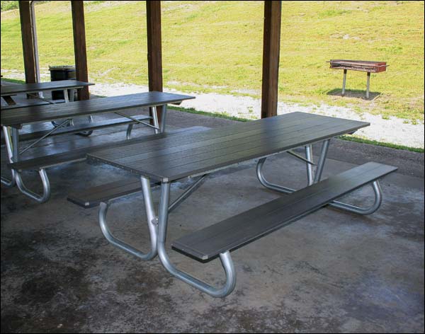 Highwood Picnic Table w/Galvanized Steel Frame