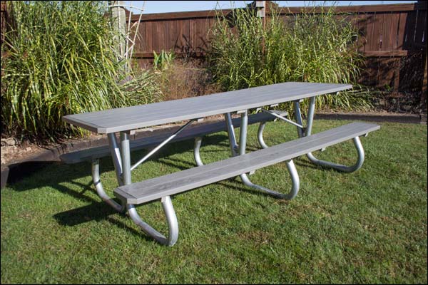 Highwood Picnic Table w/Galvanized Steel Frame