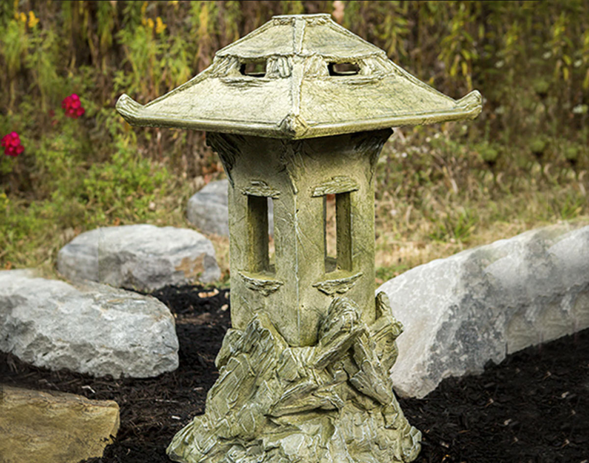 Japanese Garden Lantern 